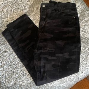 Dark Camo Skinny